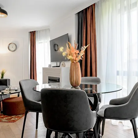 Nobel Apartament