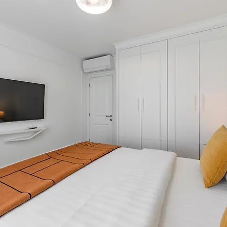 Nobel Apartment *